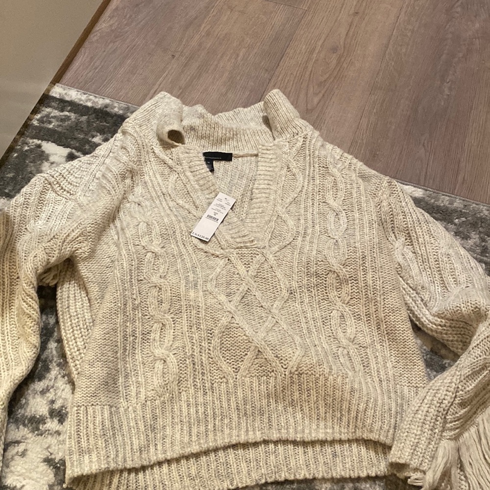 WHBM cream winter sweater!! Never worn New with Tags size M